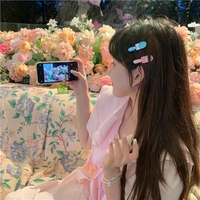 远看是蔚蓝的春天